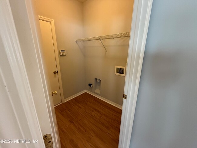 Building Photo - 3040 Postmill Dr