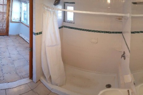 2 person Shower - 150 N Water St