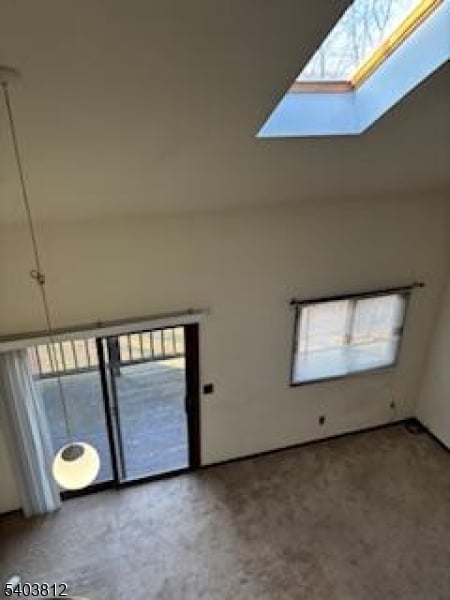 Building Photo - 3 Gray Rock Dr