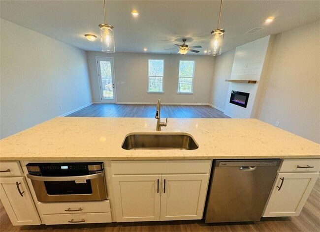 Building Photo - 4645 Amethyst Cv
