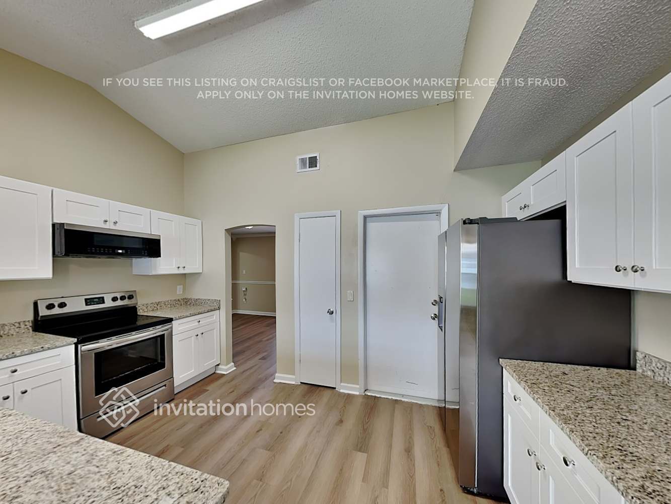 Building Photo - 2751 Mint Dr