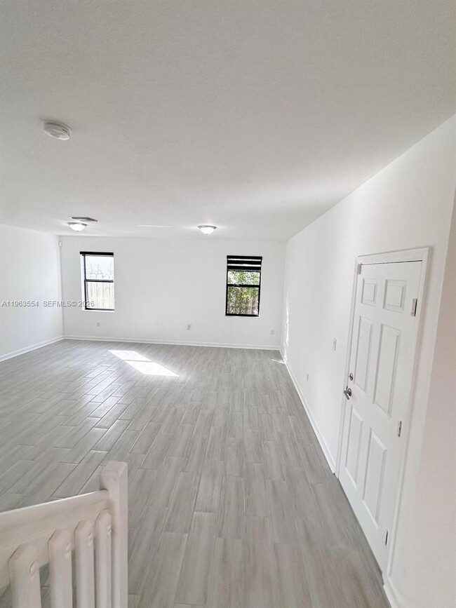 Building Photo - 244 NE 210th Way