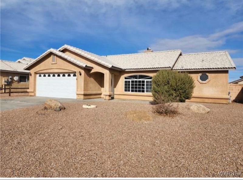 Building Photo - 3927 E Nicole Ave