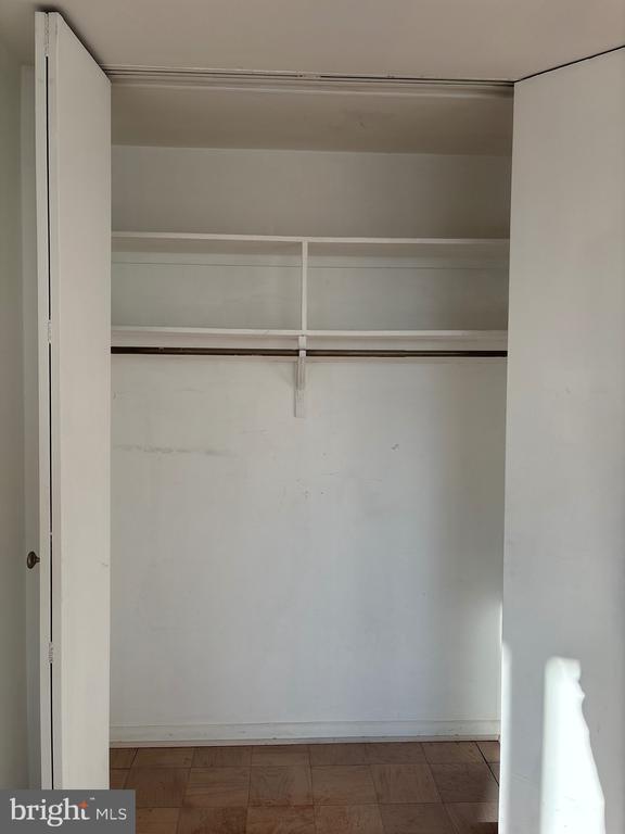 Building Photo - 3450 Toledo Terrace