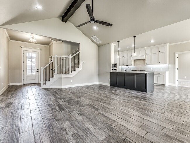 Building Photo - 14517 Chambord Dr