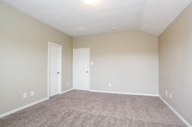 Building Photo - 1010 Doubletree Glen Dr