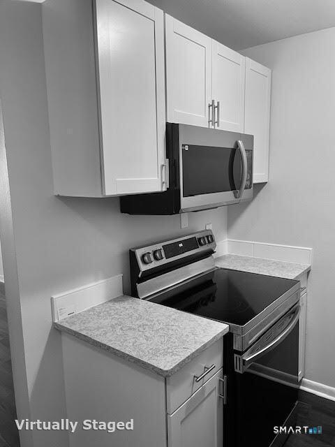 Building Photo - 45 Monroe St