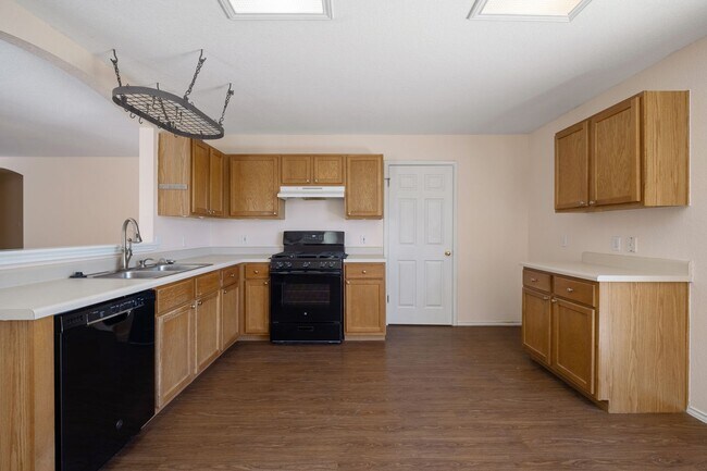 Building Photo - 17131 Dashwood Creek Dr