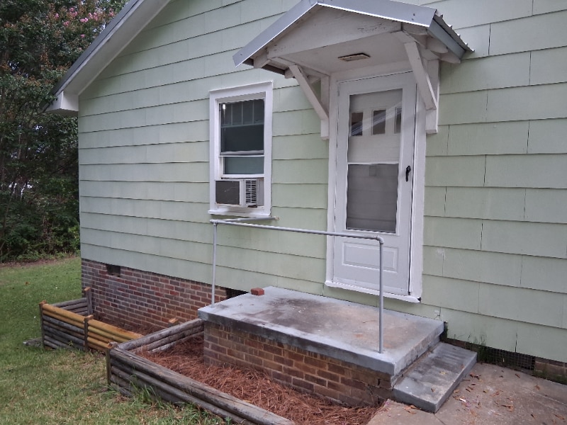 Building Photo - 407 N Jackson St