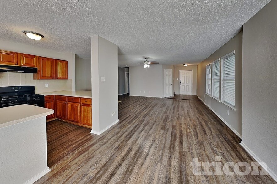 Building Photo - 7109 Galveston Dr
