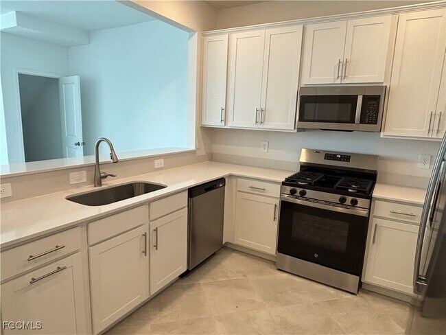 Building Photo - 14883 White Pearl Rd