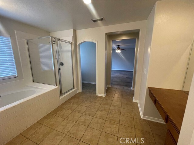 Building Photo - 37280 Parkway