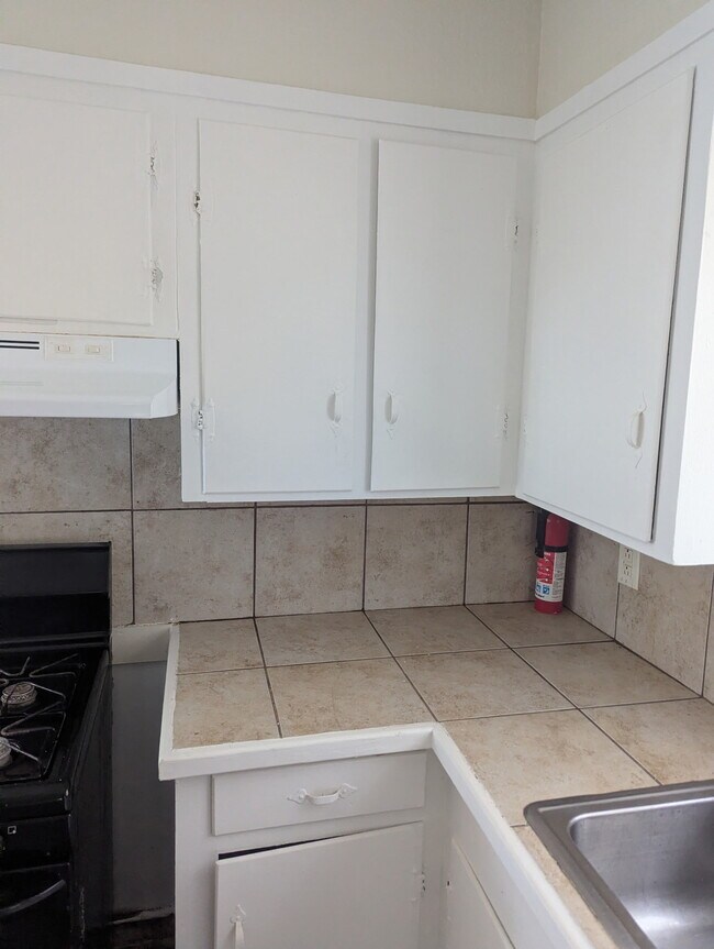 Building Photo - 6077 Cypress St