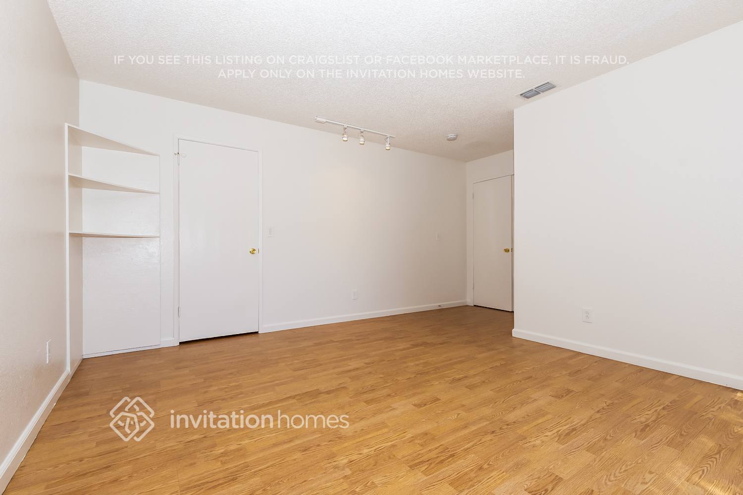 Building Photo - 7840 1st Draw Way