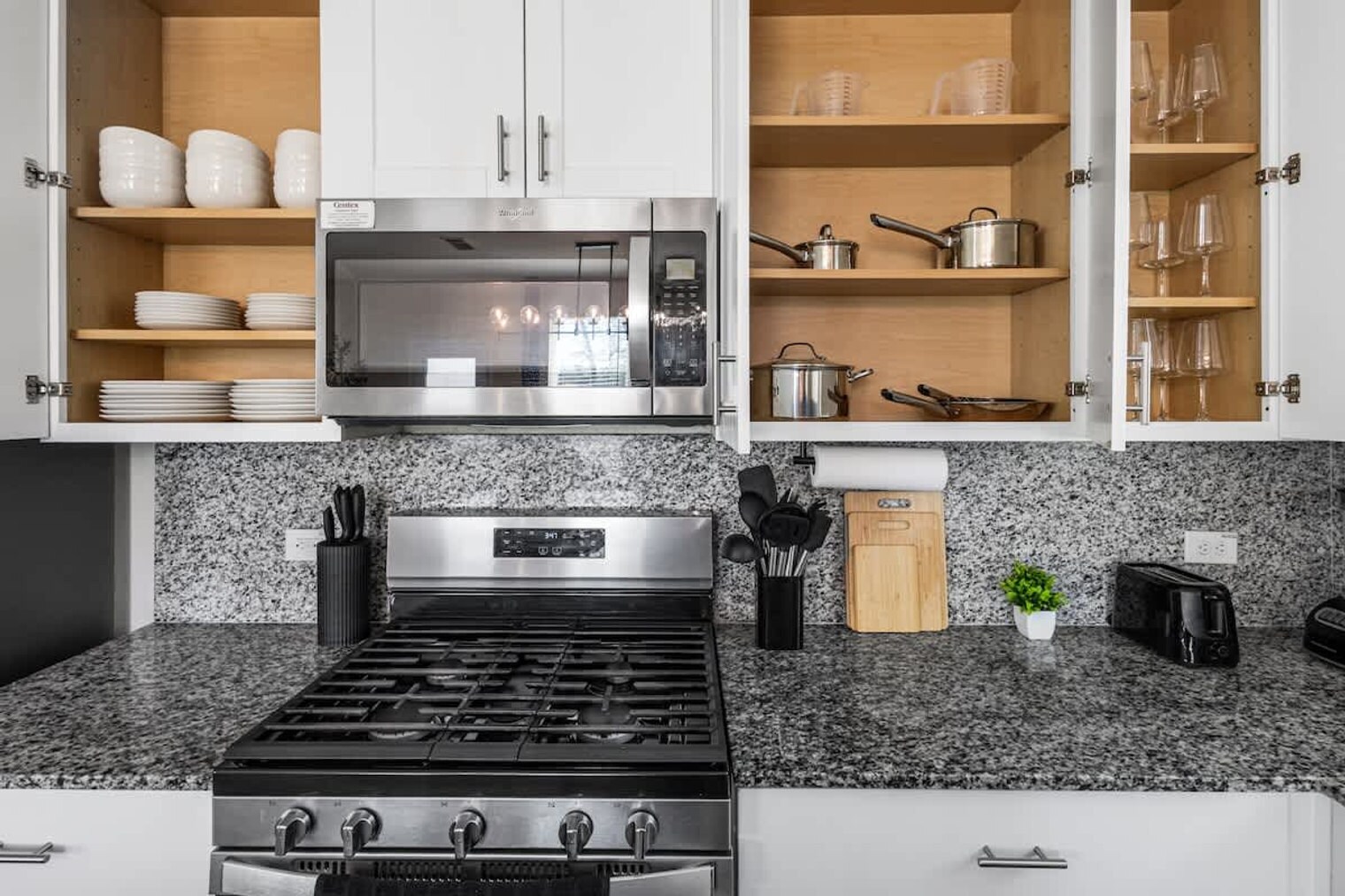 Building Photo - 6706 Hobby Wind Ridge Dr