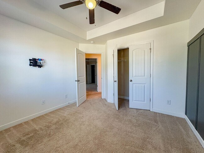 Building Photo - 829 Bellingham Way