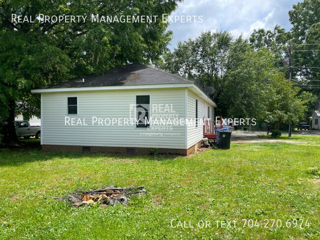 Building Photo - 668 Brookwood St