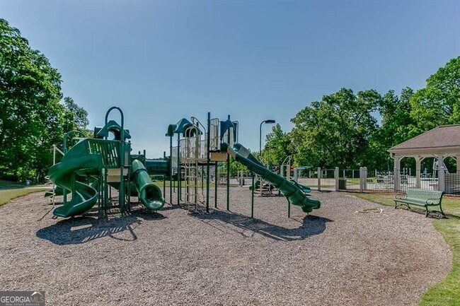 Building Photo - 1795 Lake Heights Cir