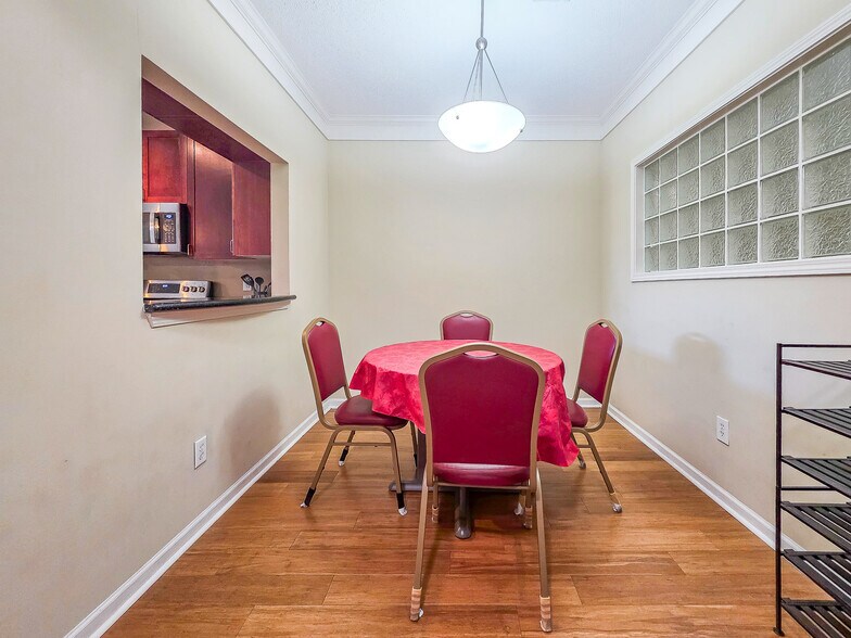 Building Photo - 401 16th St NW