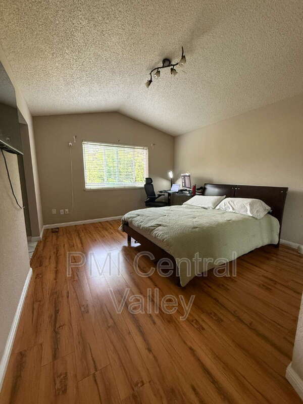 Building Photo - 4427 Ashwood Common