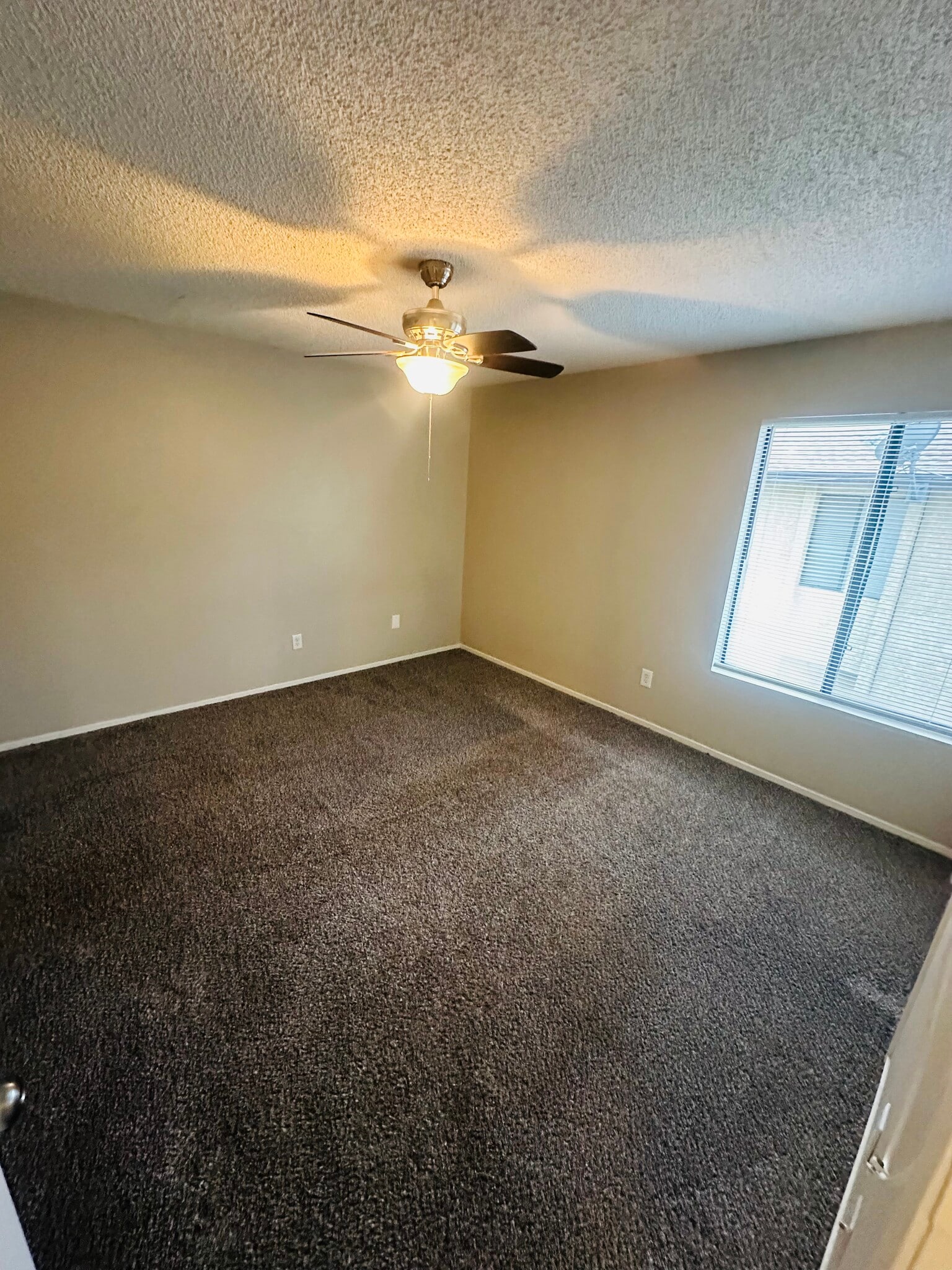 master bedroom - 6005 Hill Dale Ct