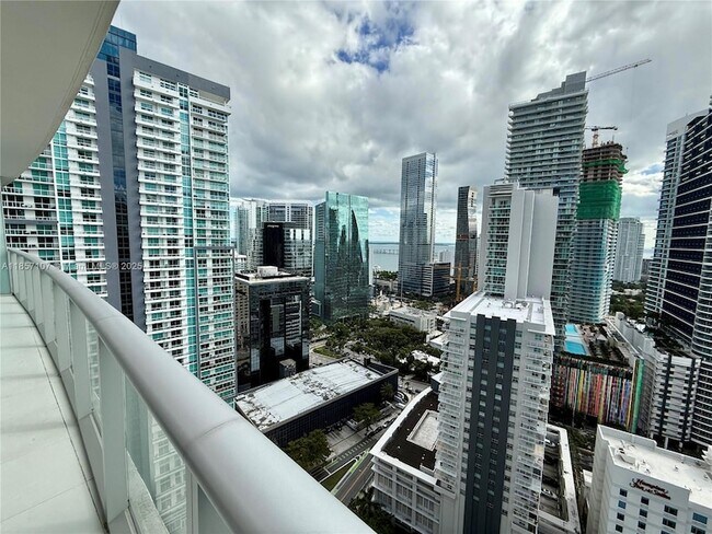 Building Photo - 1100 S Miami Ave