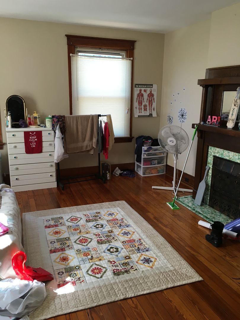 Building Photo - 2314 Ravine St