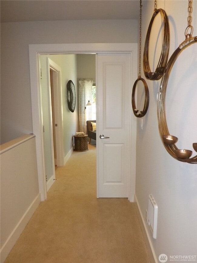 Building Photo - 8401 130th Pl SE