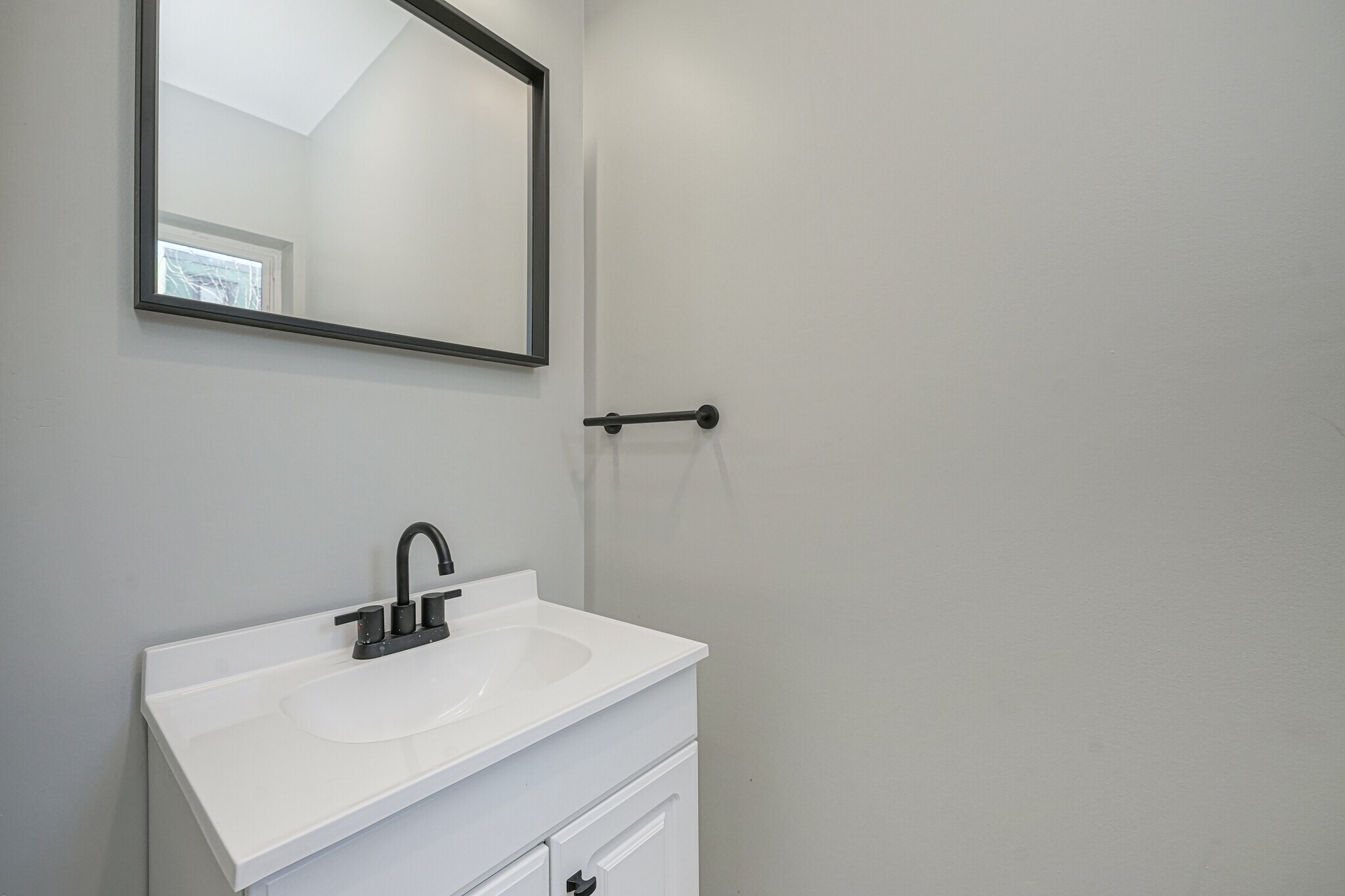 Building Photo - 1315 S 30th St