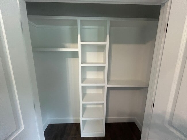 Building Photo - Italian Estates Property Management