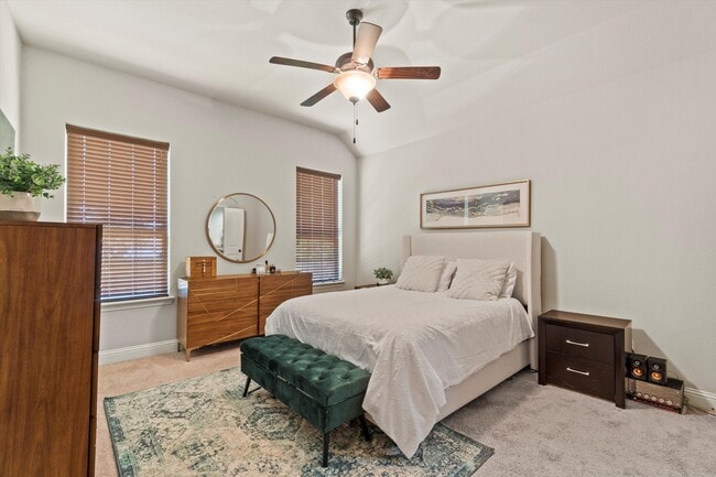 Building Photo - 1525 Avenue A