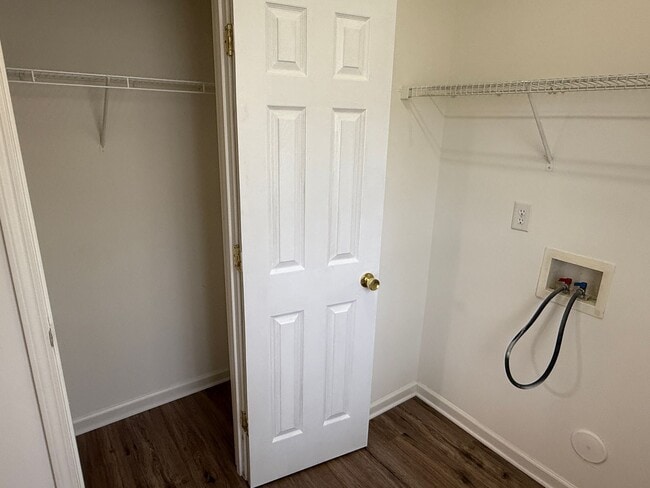 Building Photo - 4411 Canipe Dr