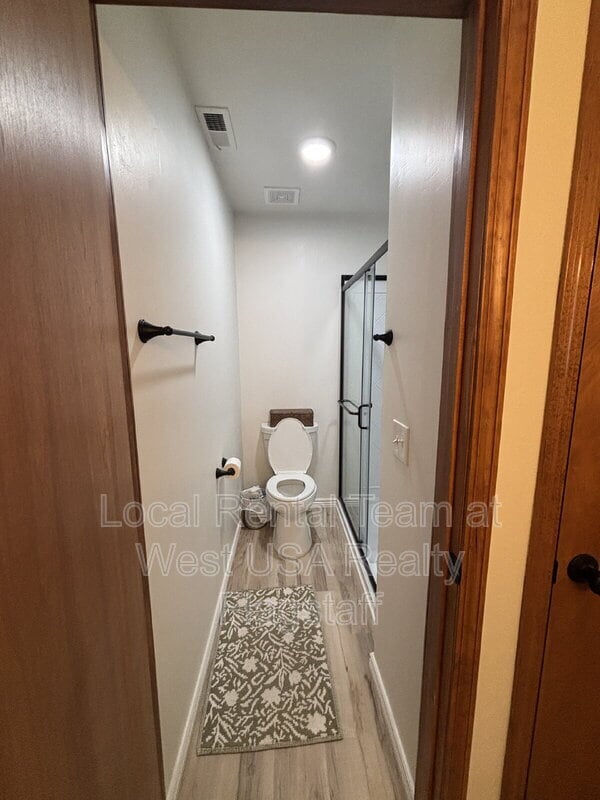 Building Photo - 2340 N Plateau Dr