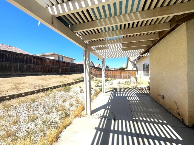 Building Photo - 11737 Trailwood St