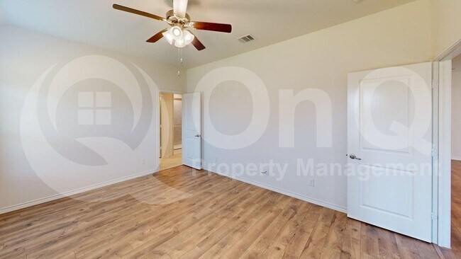 Building Photo - 513 Gunsmoke Trail