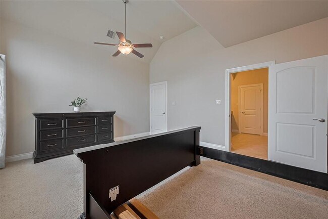 Building Photo - 2722 Park Oak Ct