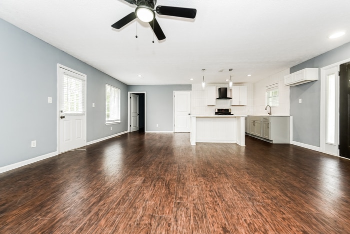 Building Photo - 7275 Indian Hill Trail
