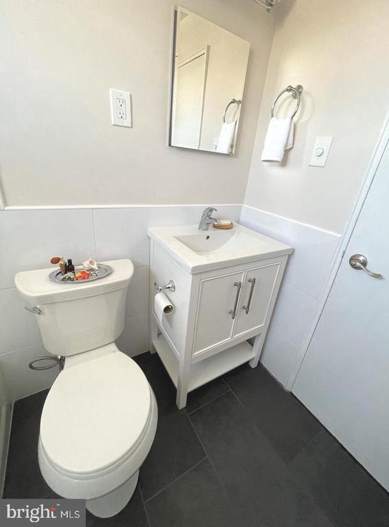 Building Photo - 104 Clement Rd