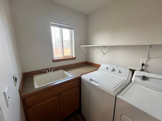 Building Photo - Fresh Paint and Flooring! Great Value and ...