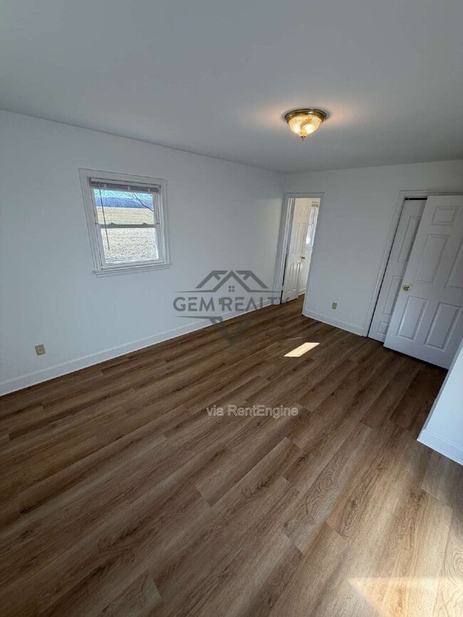 Building Photo - 15326 Tidewater Trail