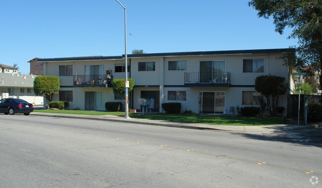 Building Photo - 280 Pennsylvania Dr