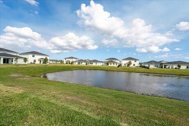Building Photo - 6331 Windwood Wy