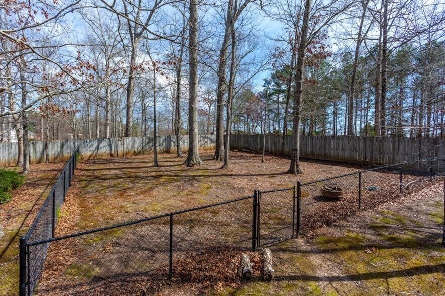 Building Photo - 6229 Huckleberry Ridge