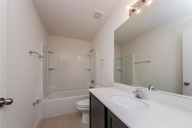 Building Photo - 2418 Caspian Dr
