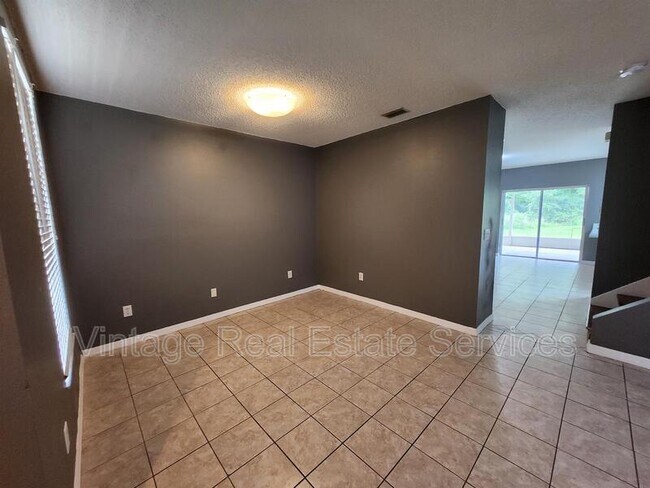 Building Photo - 30151 Barnaby Ln