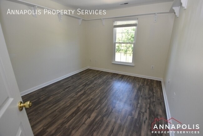 Building Photo - 8725 Spring Brook Way