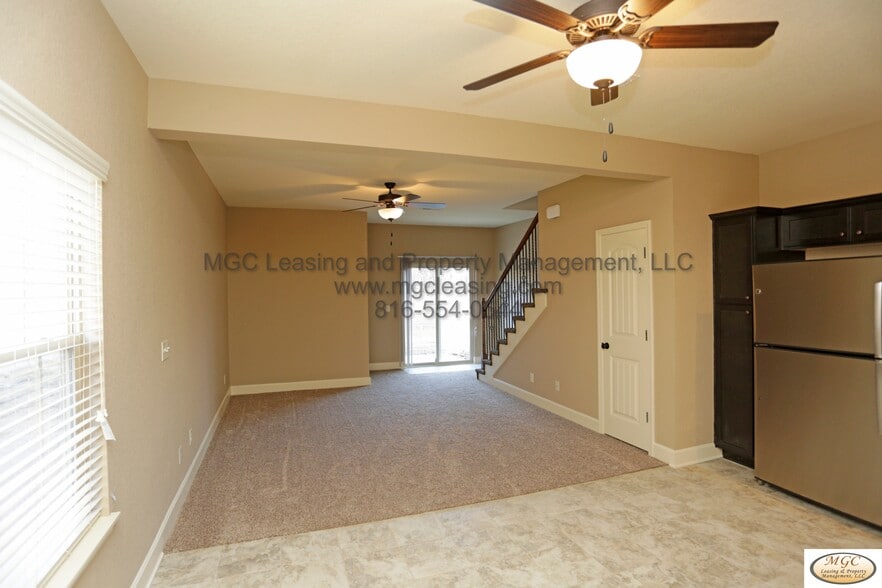 Building Photo - 502 N Foxridge Dr