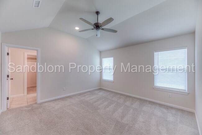Building Photo - For Lease | East Tulsa - BA Schools | $189...