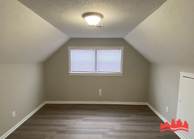 Building Photo - Welcome to 1703 Scottswood Street!