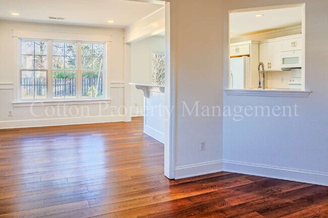 Building Photo - 7106 Haven Way